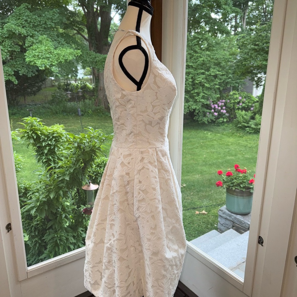 Pronovias Ivory Floral Mini Dress - Picture 3 of 8